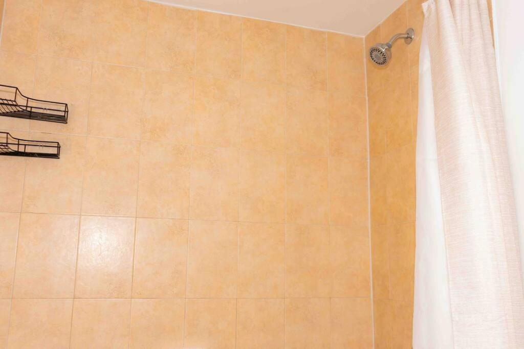 Newly Renovated Condo 5 Min From Airport Miami Exterior foto