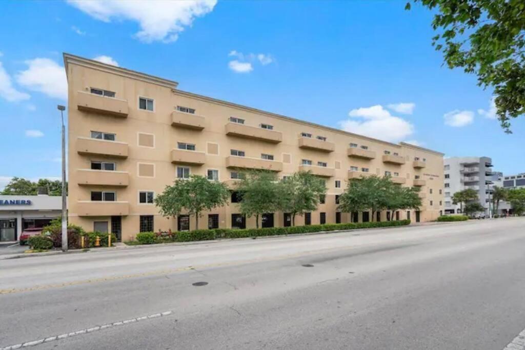 Newly Renovated Condo 5 Min From Airport Miami Exterior foto